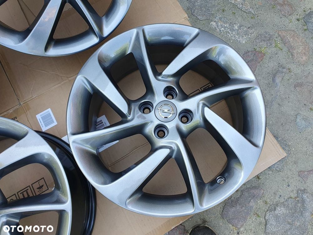 felgi Opel Corsa Adam Astra 17 4x100 - 10