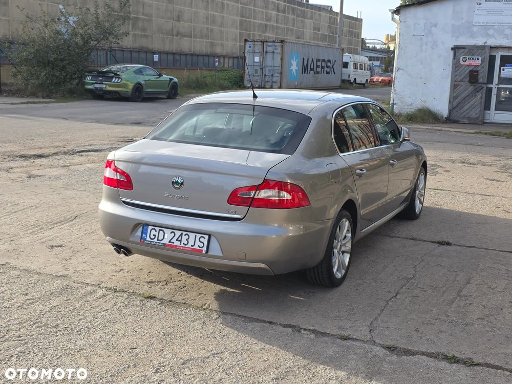 Skoda Superb - 14