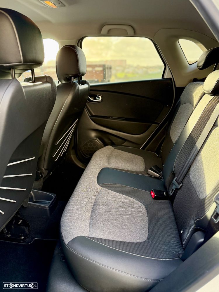 Renault Captur 1.5 dCi Exclusive - 15