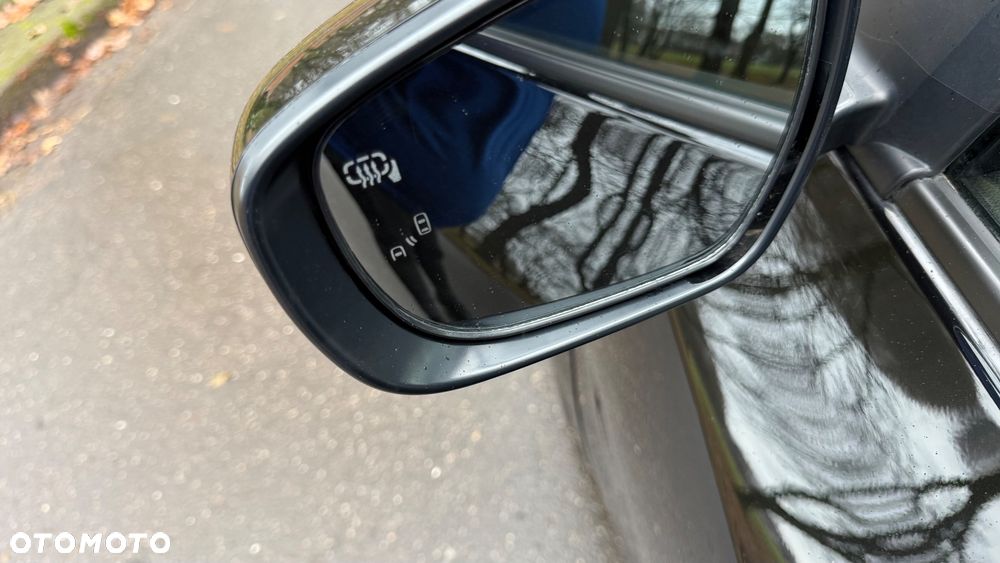 Suzuki Swift 1.2 Dualjet SHVS Premium Plus CVT - 12