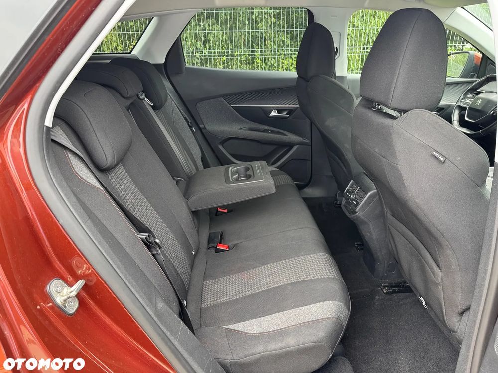 Peugeot 3008 1.2 PureTech Active Pack S&S - 34