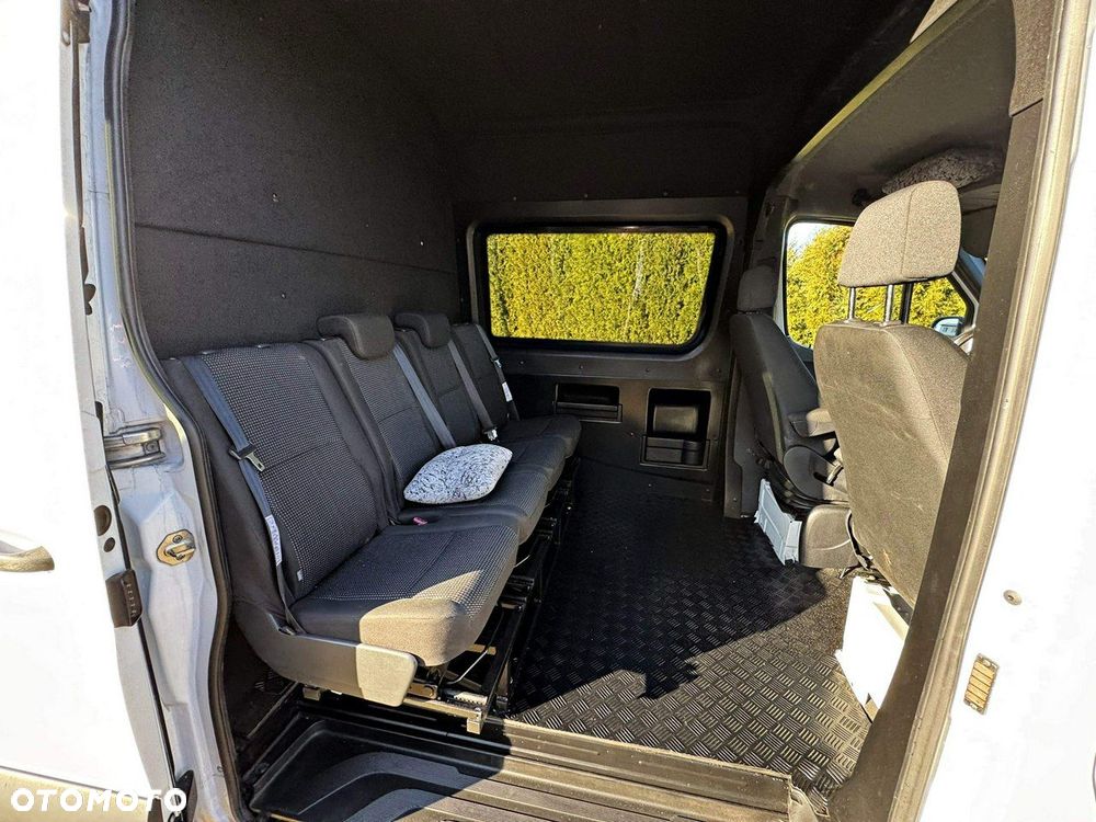Mercedes-Benz Sprinter - 18