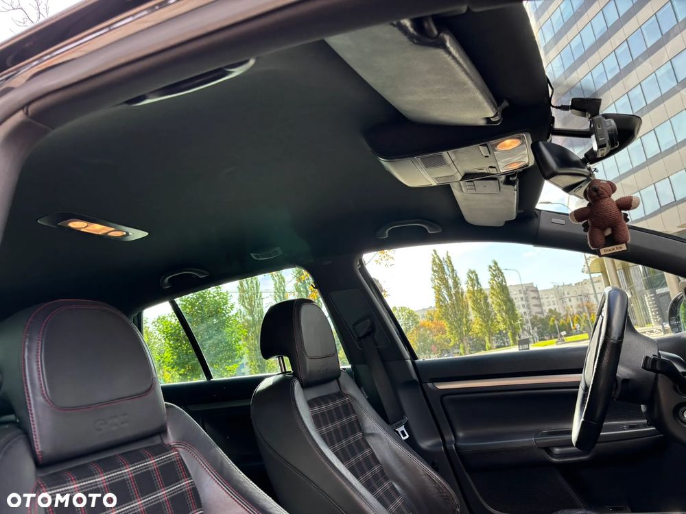 Volkswagen Golf 2.0 TSI GTI Edition 30 DSG - 21