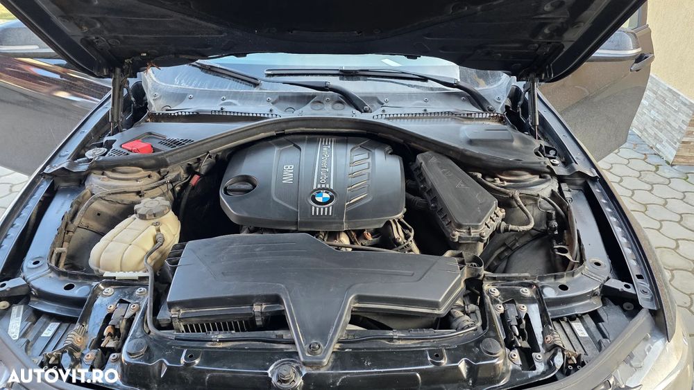 BMW Seria 3 318d - 2