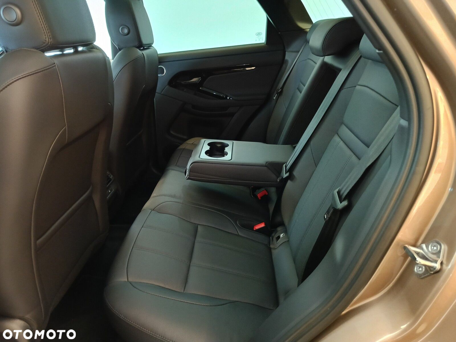 Land Rover Range Rover Evoque - 29