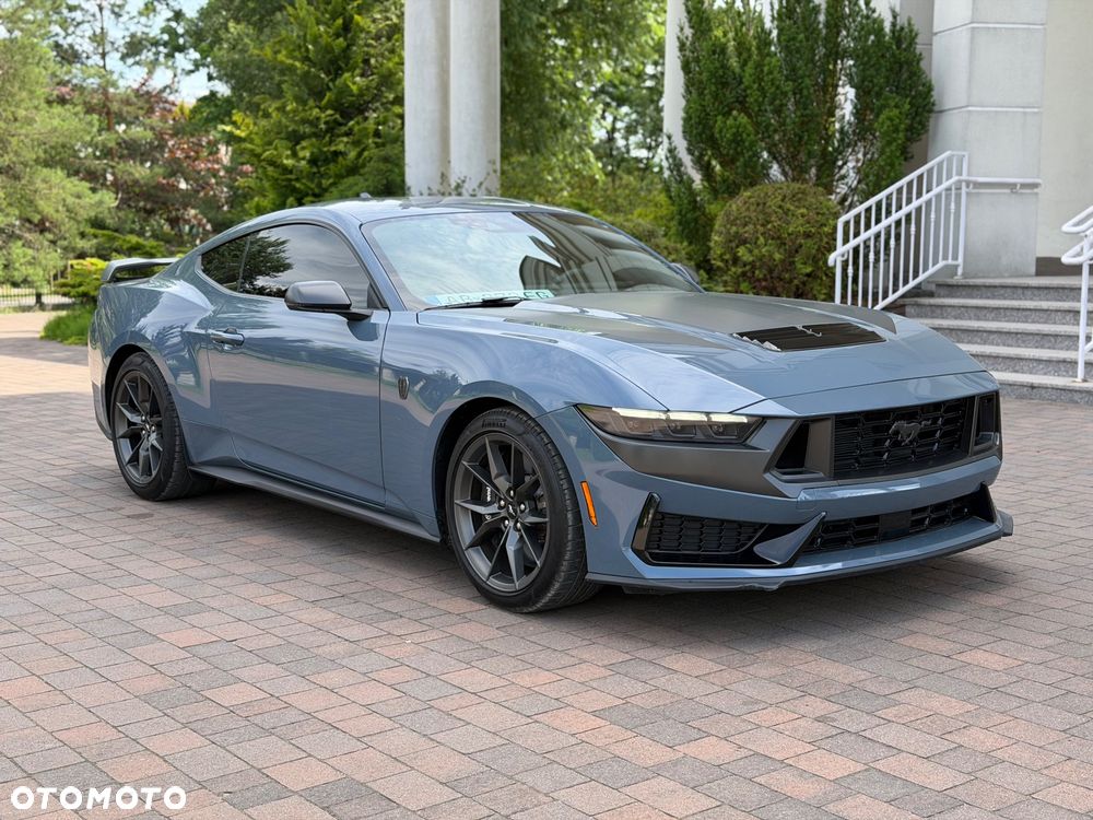 Ford Mustang - 3