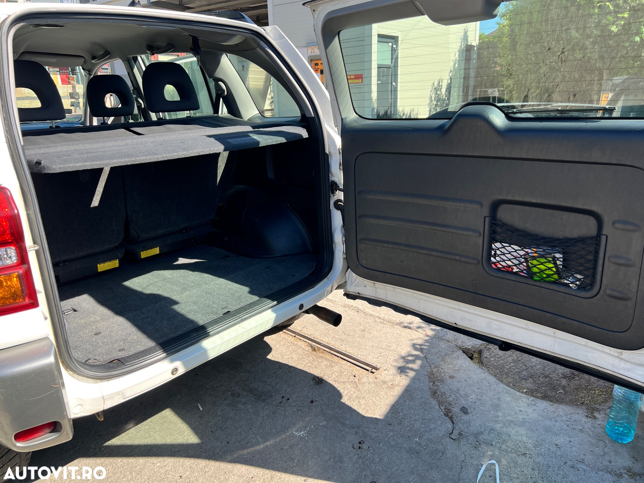 Toyota RAV4 - 7