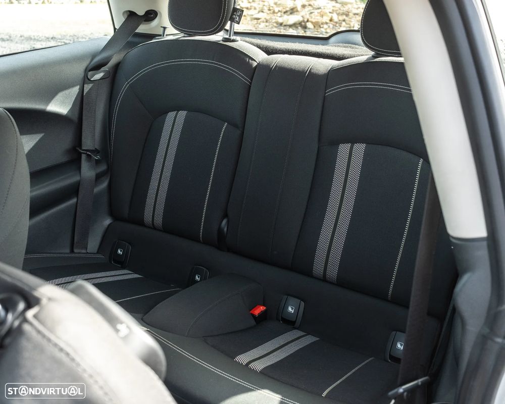 MINI 3 Portas Cooper SE - 9