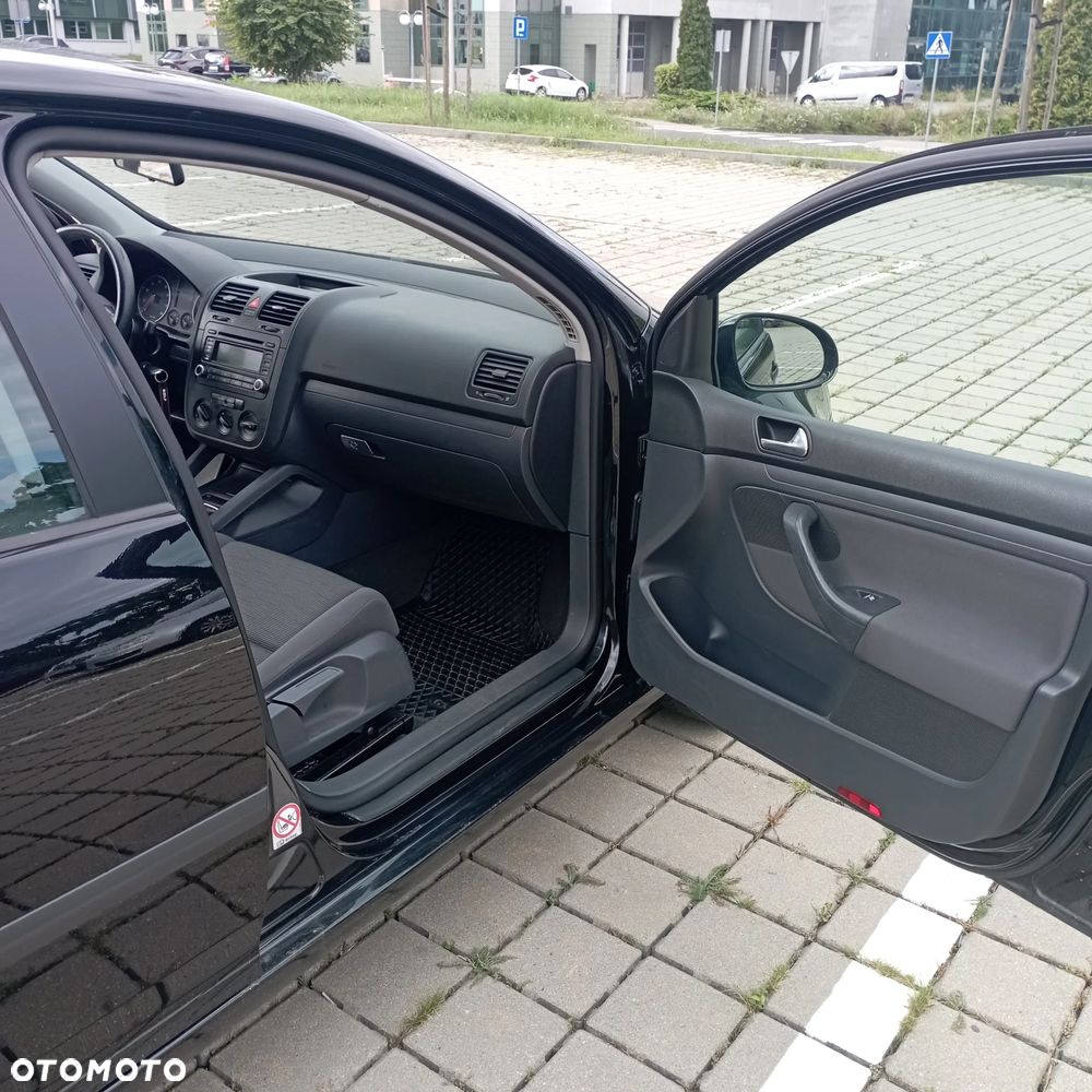 Volkswagen Golf V 1.4 Comfortline - 18