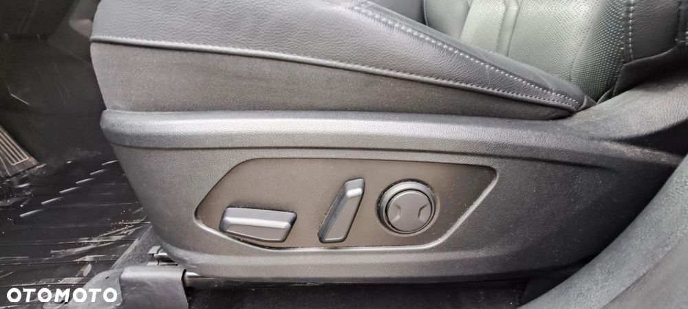 Kia Sorento 1.6 T-GDI HEV XL 4WD 7os - 38