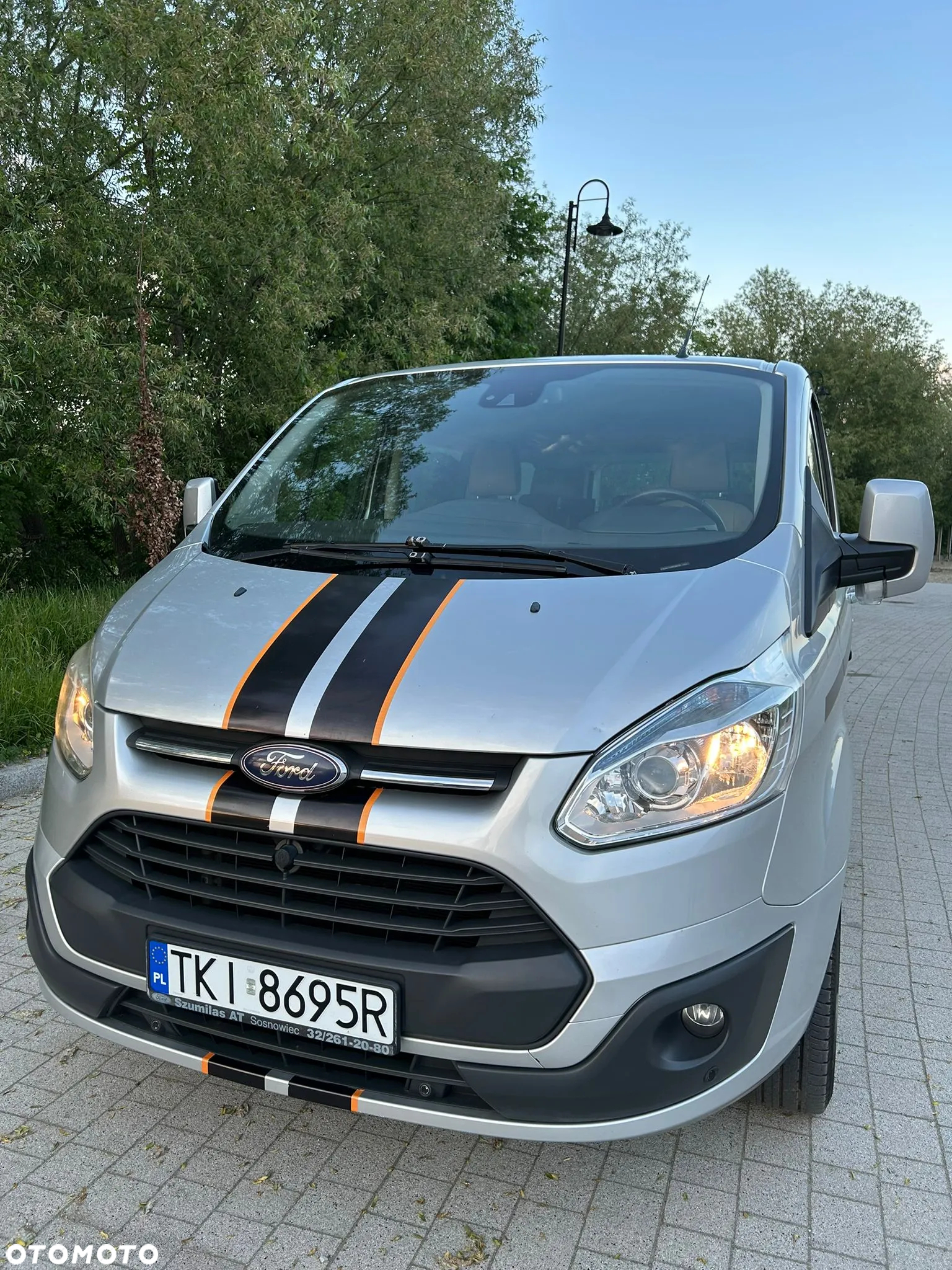 Ford Tourneo Custom - 18