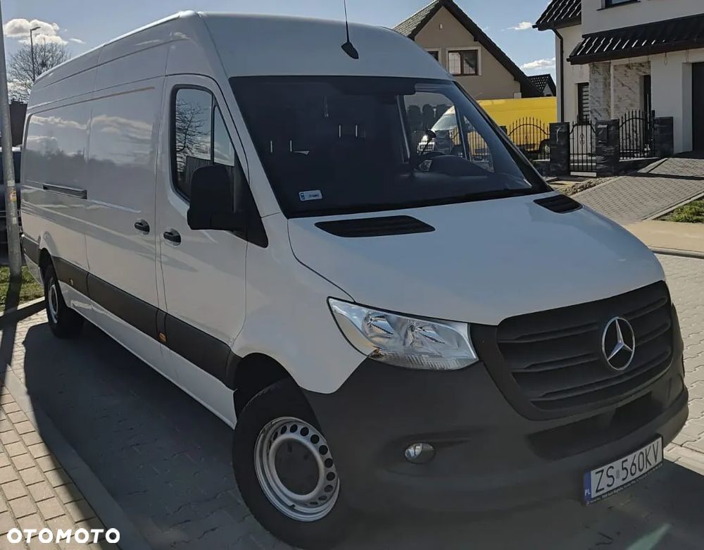 Mercedes-Benz SPRINTER - 2