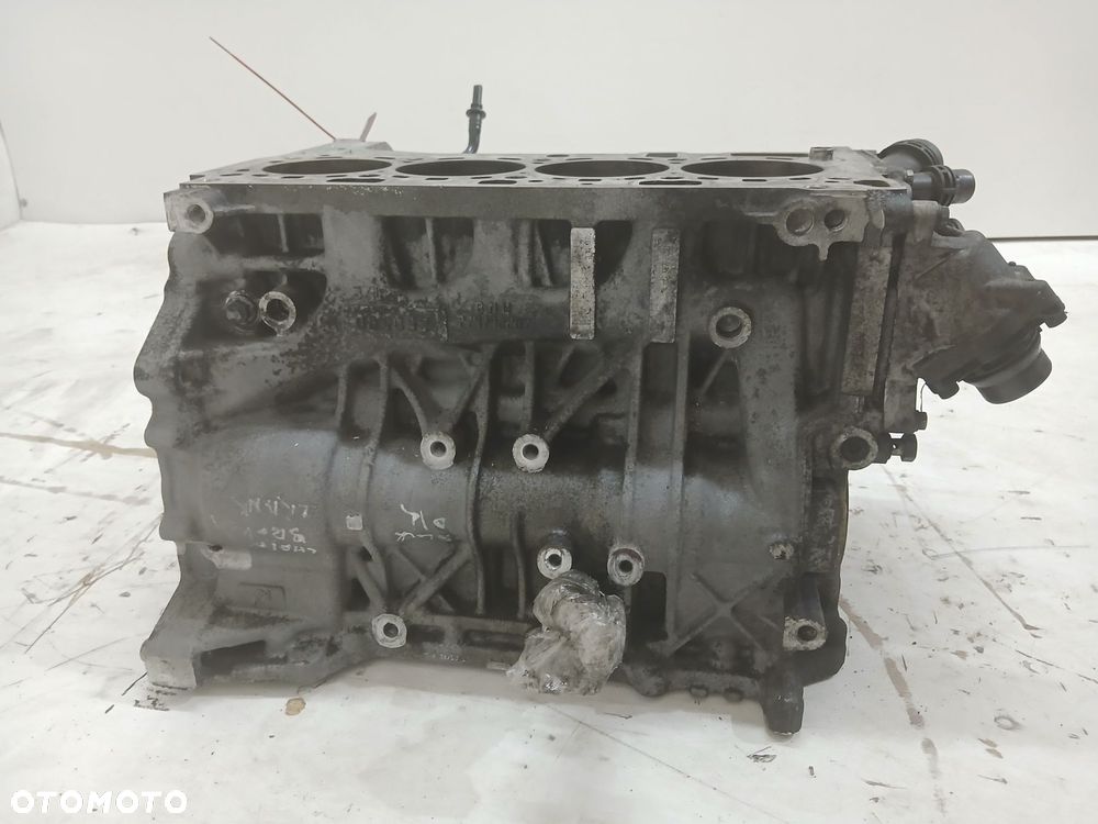 BLOK SILNIKA BMW X3 E83 2.0 D 7797922 - 8