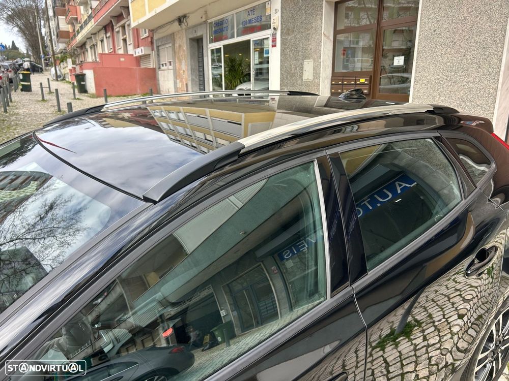 Volvo V40 Cross Country 2.0 D2 VOR - 10