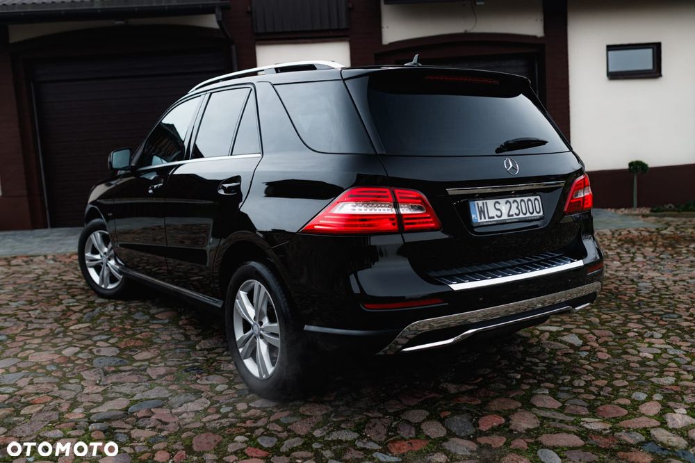 Mercedes-Benz ML 250 BlueTec 4-Matic - 4
