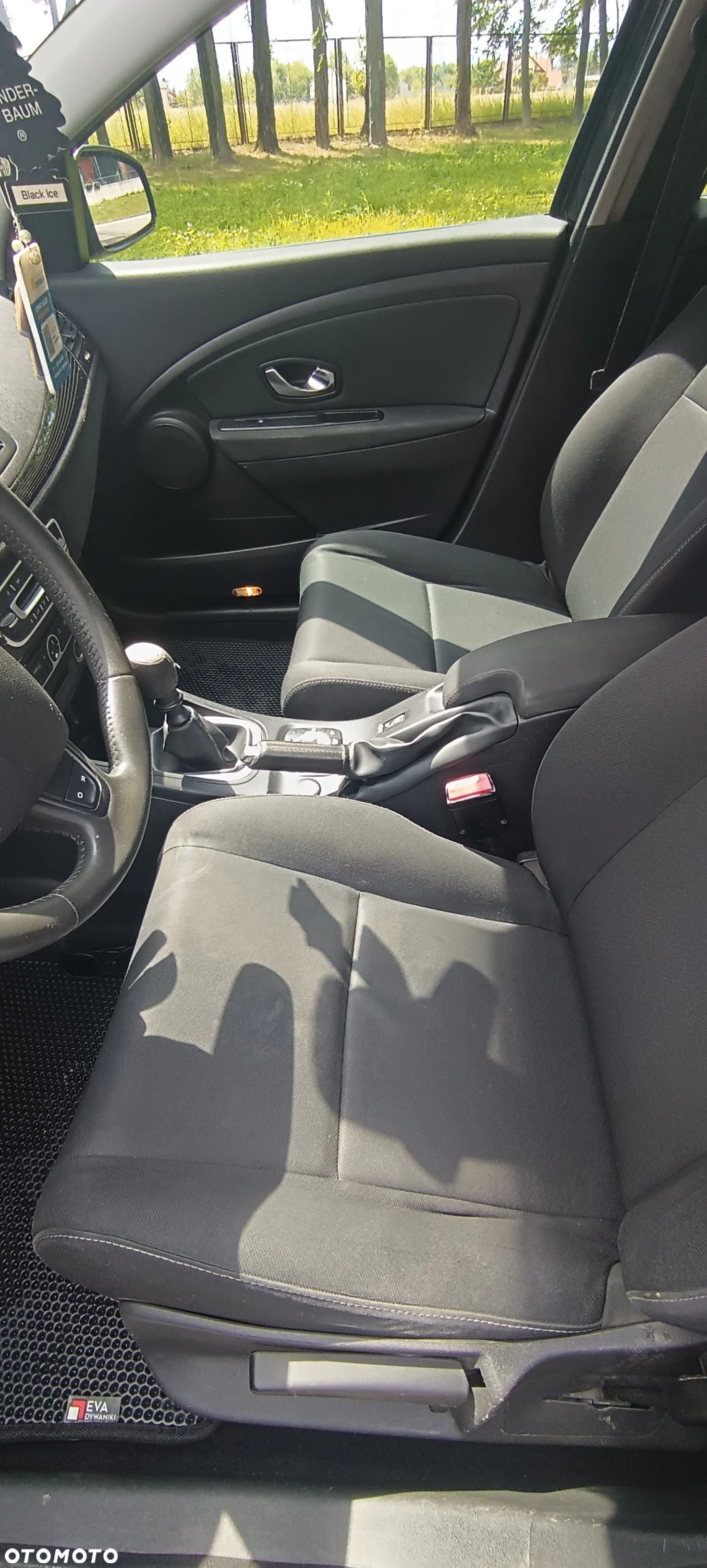 Renault Megane 1.6 16V 110 Authentique - 3