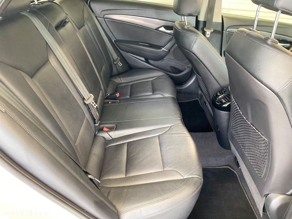 Hyundai i40 1.7 CRDi Premium - 17
