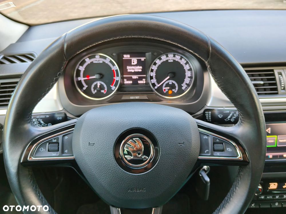 Skoda RAPID - 25