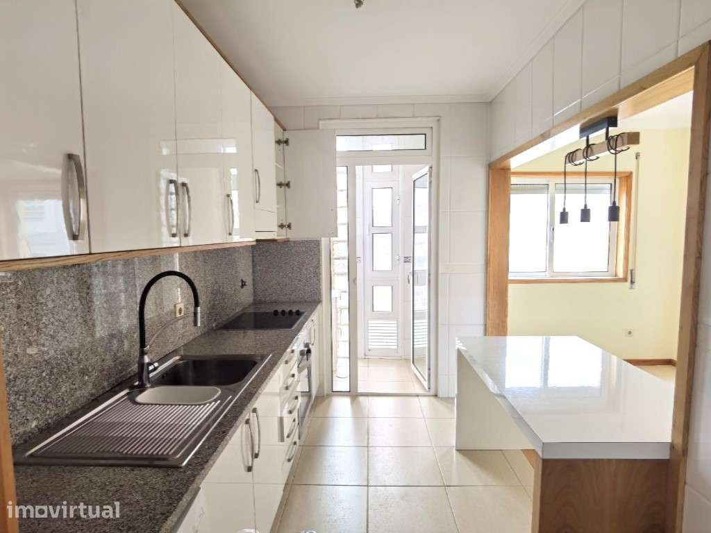 Apartamento T2 para arrendamento junto à praia de Esmoriz! - Grande imagem: 4/25