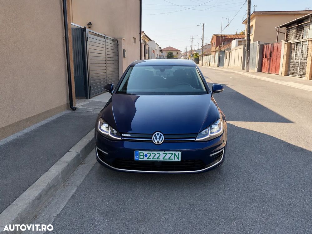 Volkswagen Golf - 3