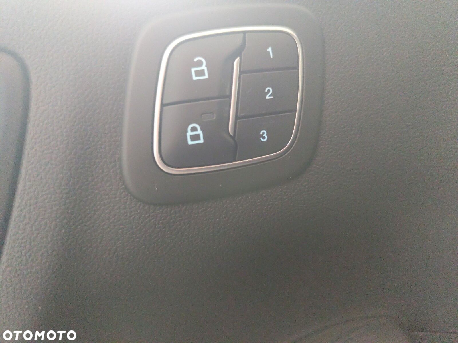 Ford Kuga - 12