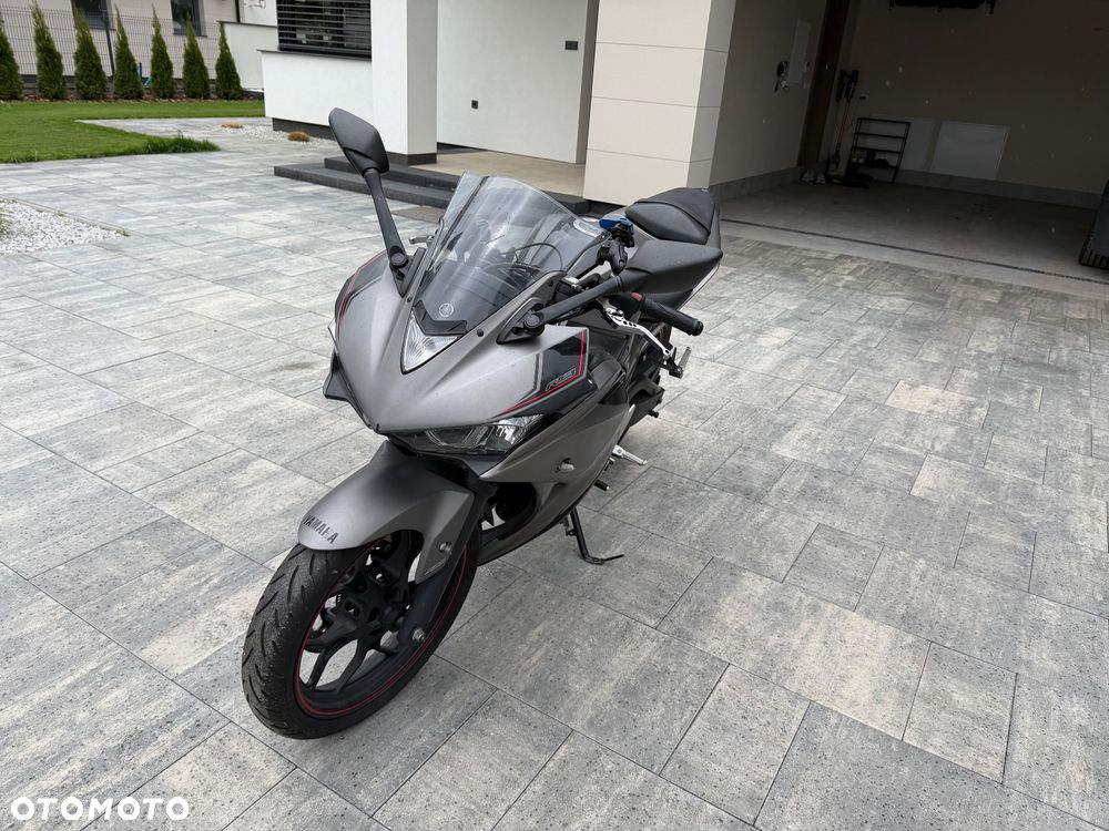 Yamaha R3 - 2