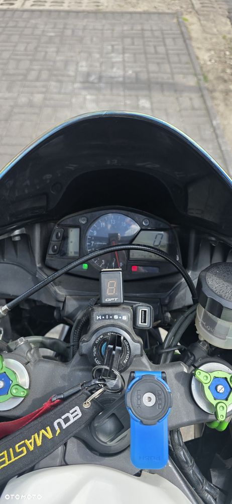 Honda CBR - 8