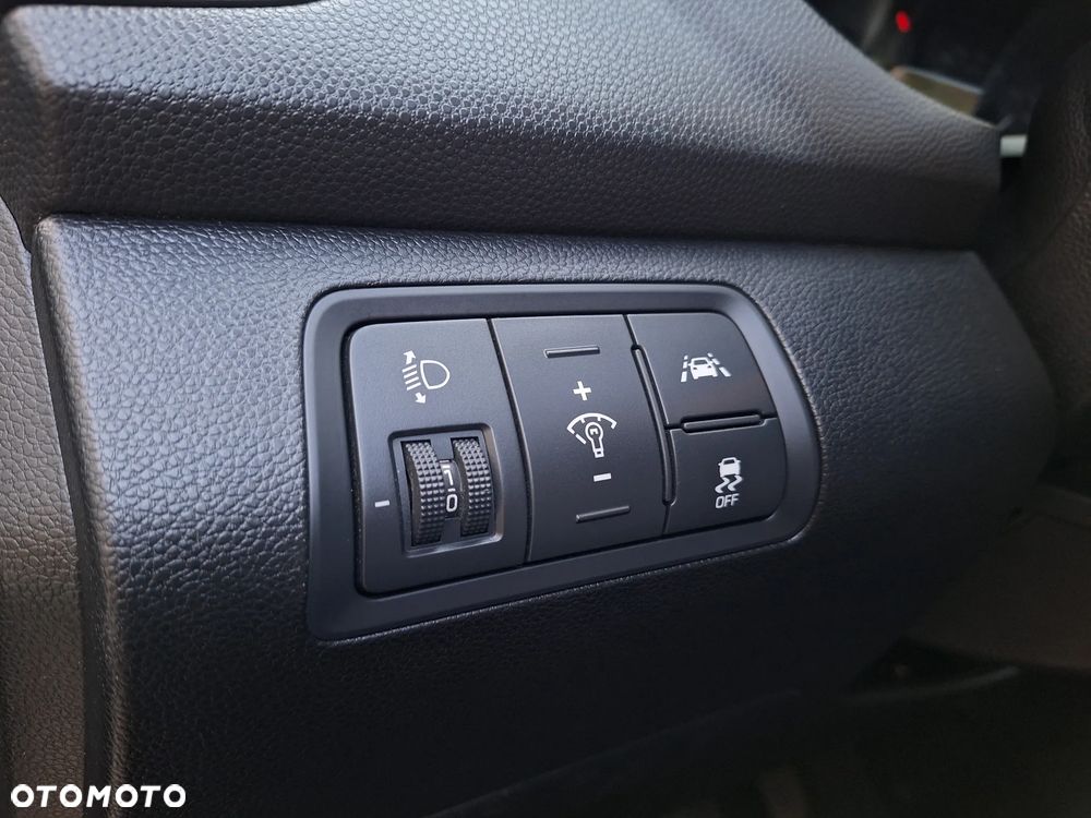 Hyundai i20 1.4 YES Gold - 35