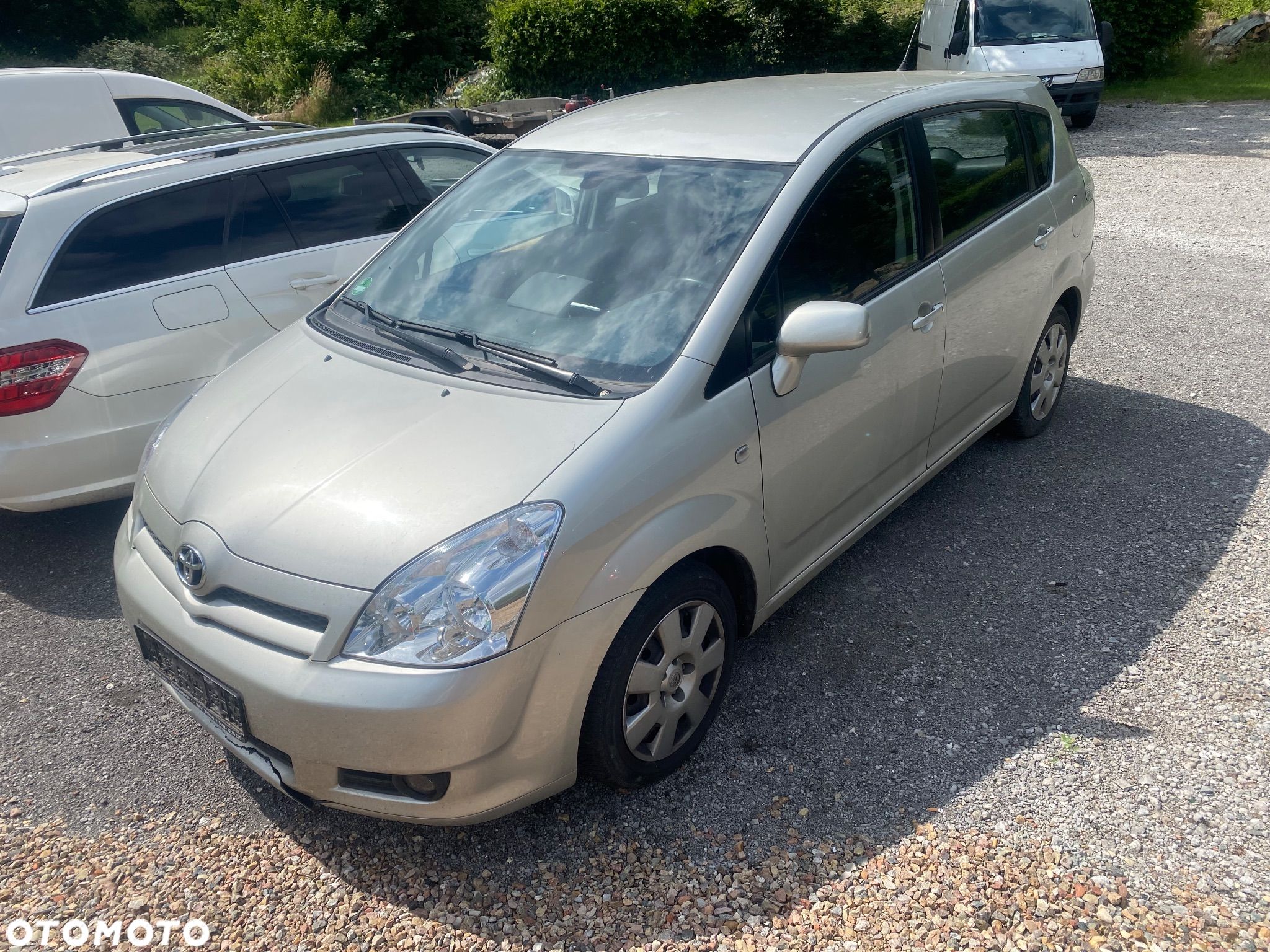 Toyota Corolla Verso - 1