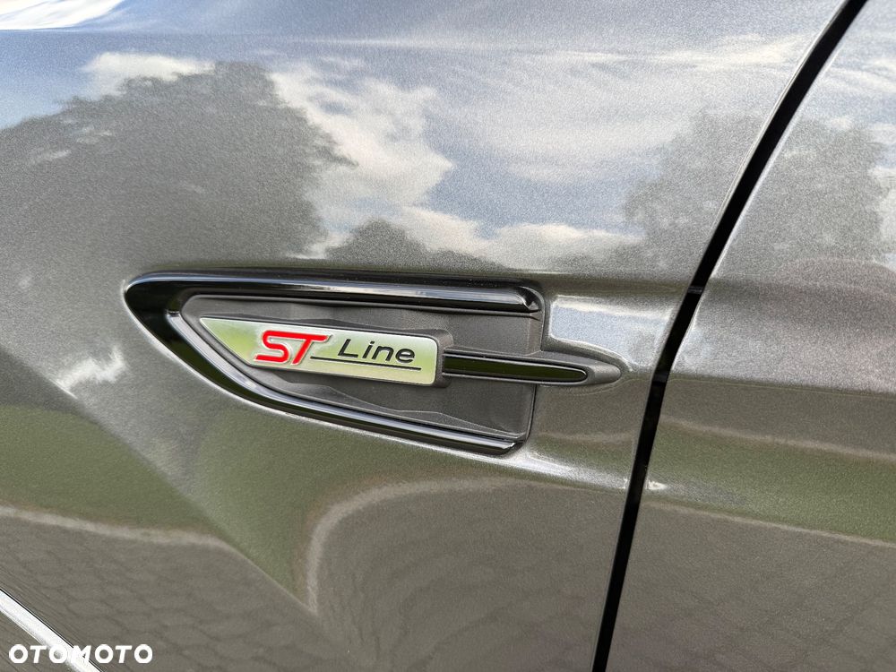 Ford Kuga - 33