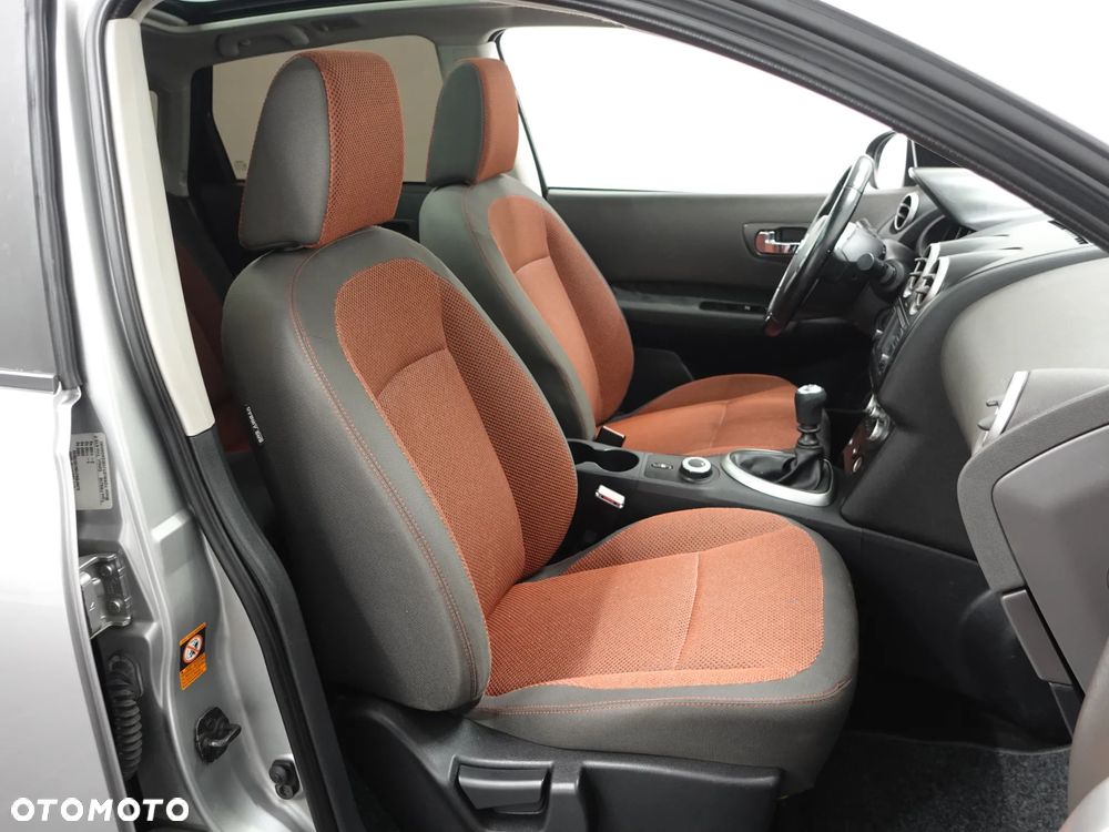 Nissan Qashqai 2.0 4x4 Tekna - 27