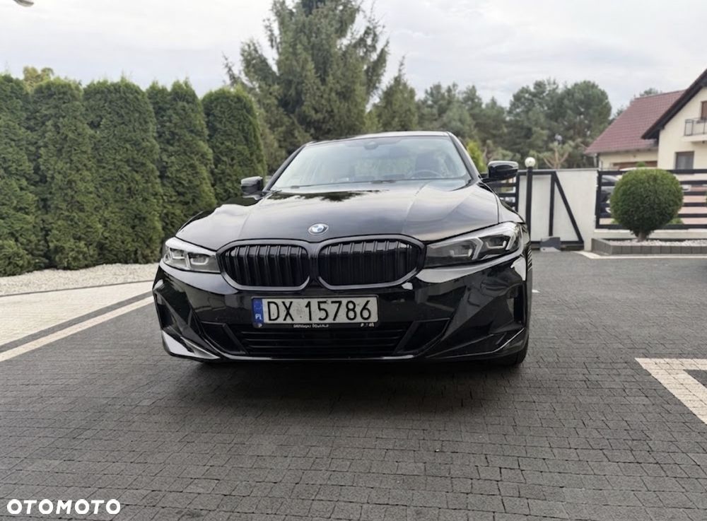 BMW Seria 3 318i - 1