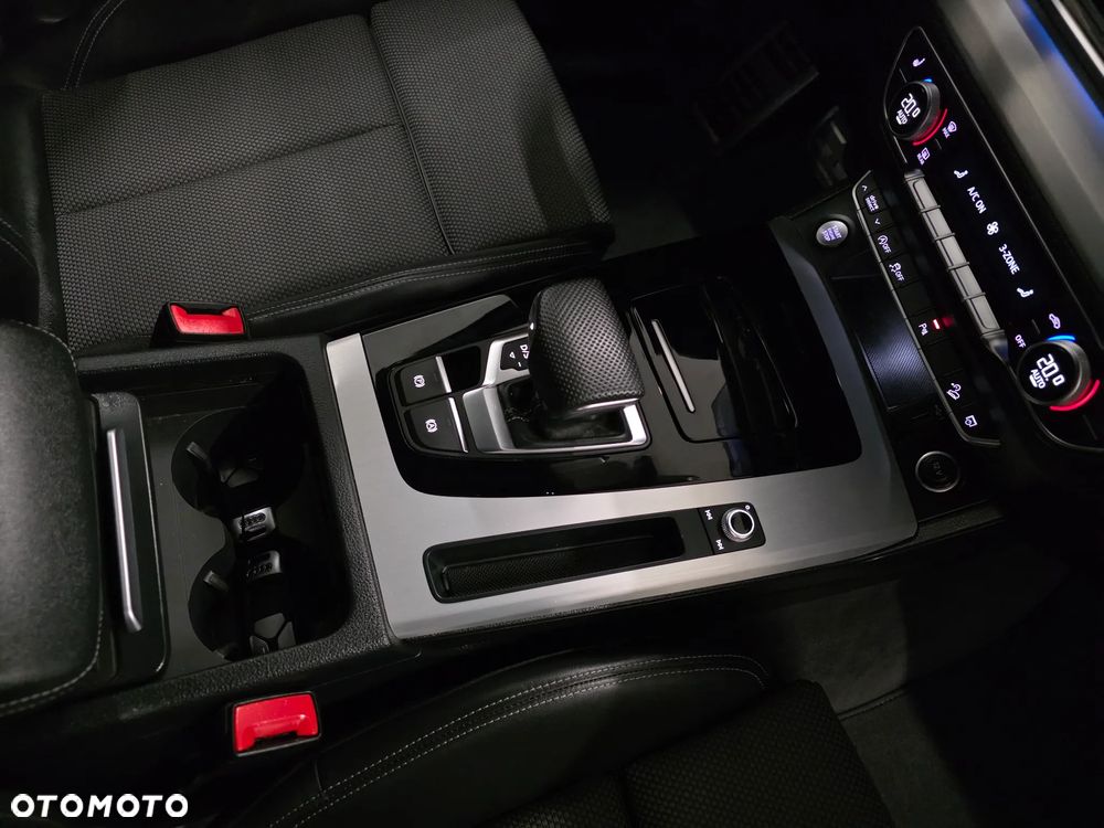 Audi Q5 40 TDI quattro S tronic S line - 21