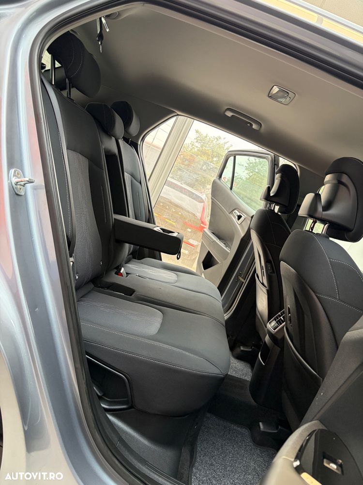 KIA Sportage 2023 — imagine 8