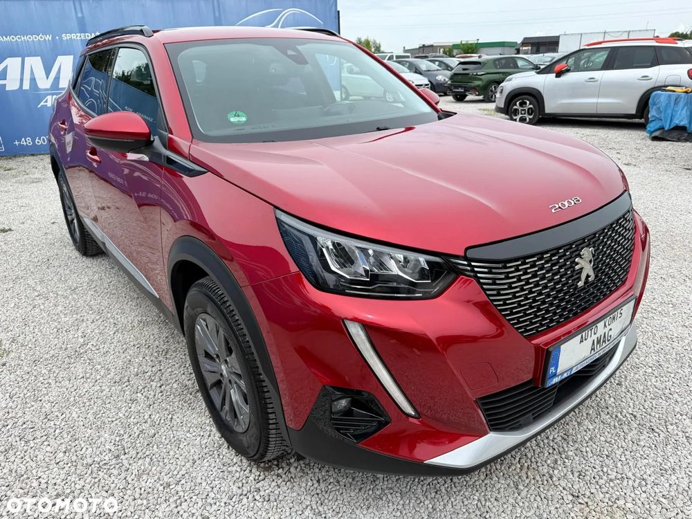 Peugeot 2008 1.5 BlueHDi Allure S&S EAT8 - 4