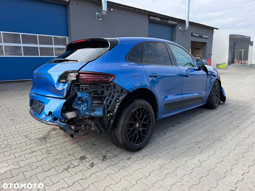 Porsche Macan - 5