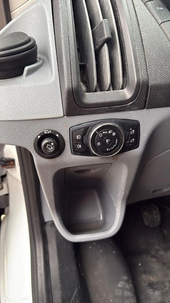Ford Transit - 9