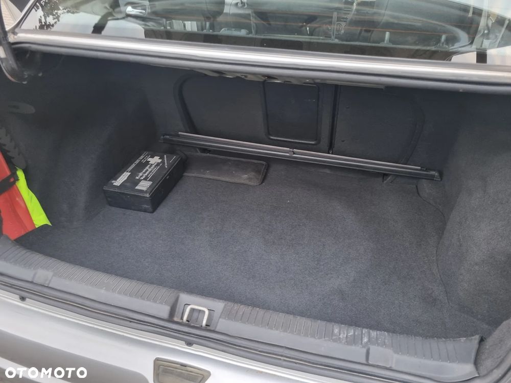 Opel Astra 2.0 DI Elegance - 18