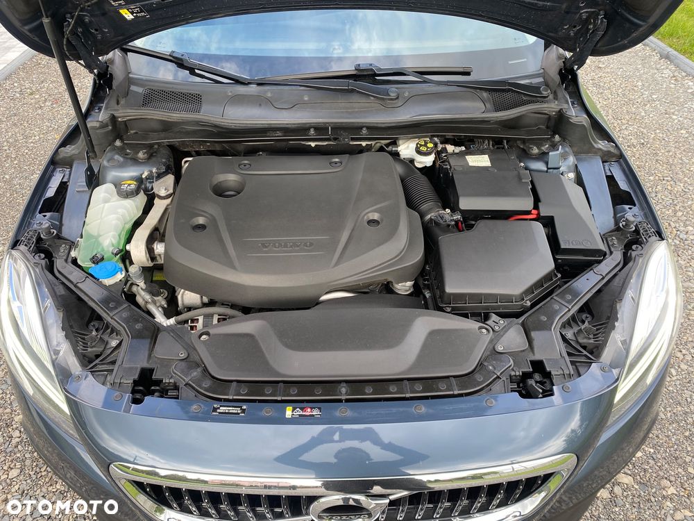 Volvo V40 Cross Country D2 Drive-E Momentum - 32