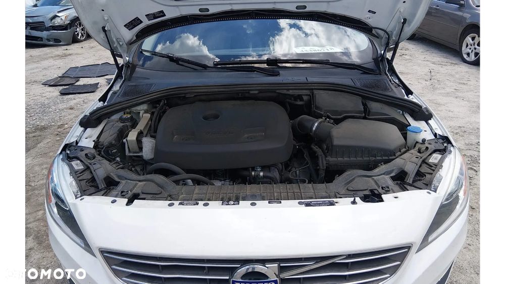 Volvo S60 T5 Drive-E Summum - 6