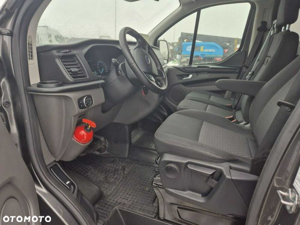 Ford Transit Custom - 12