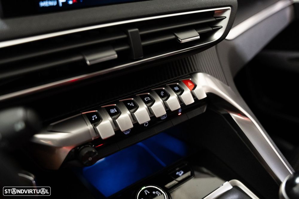 Peugeot 3008 1.2 PureTech Allure - 15