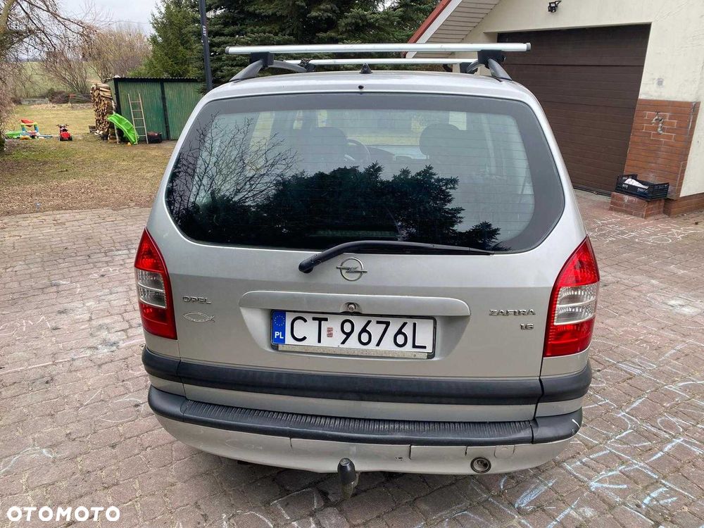 Opel Zafira - 3