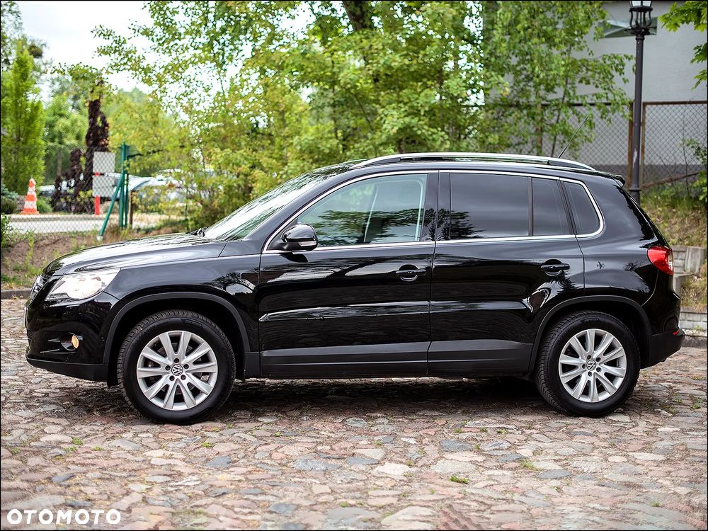 Volkswagen Tiguan - 4