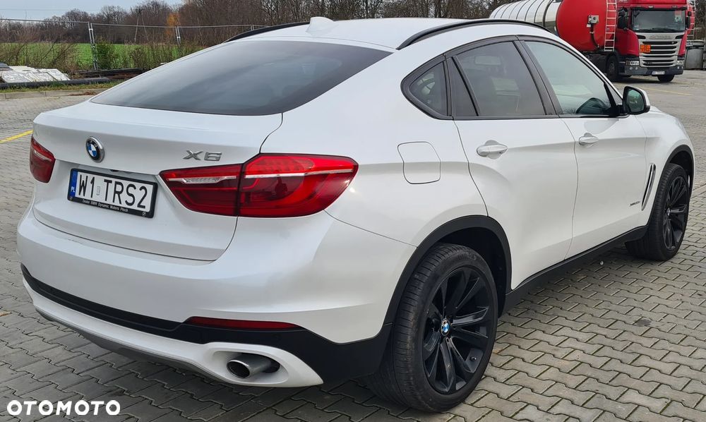 BMW X6 xDrive30d - 11