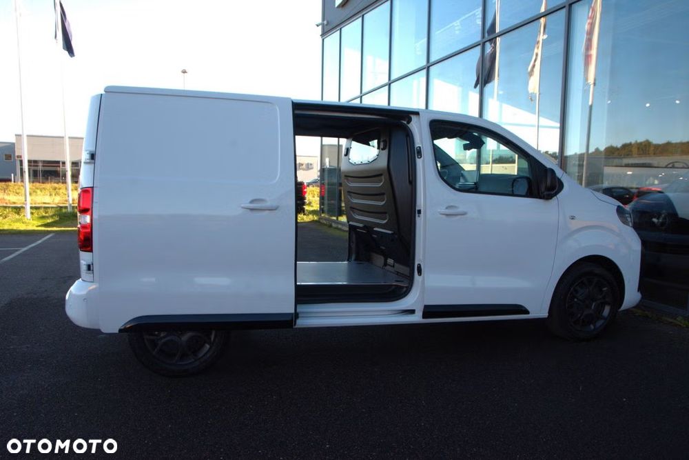 Opel Vivaro M Autm Elegance - 10