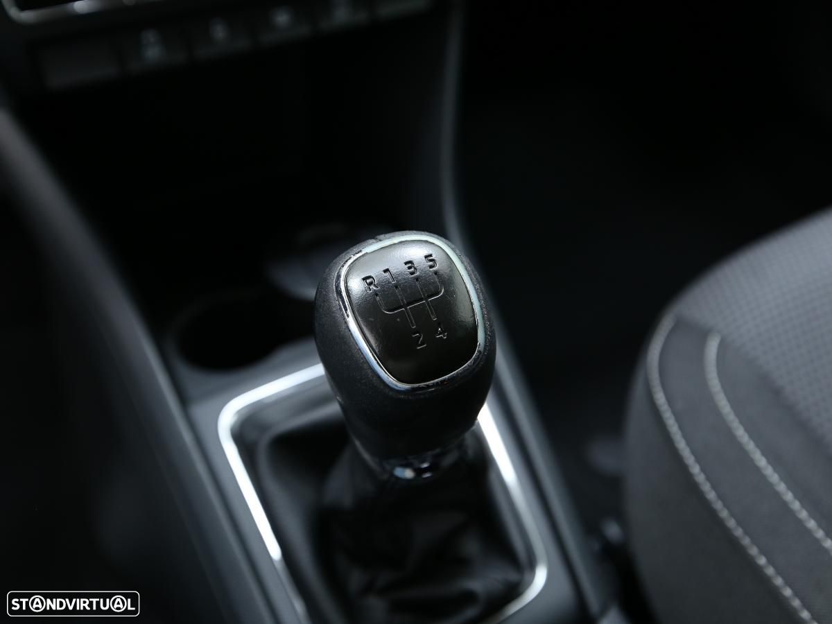 Skoda Rapid - 16