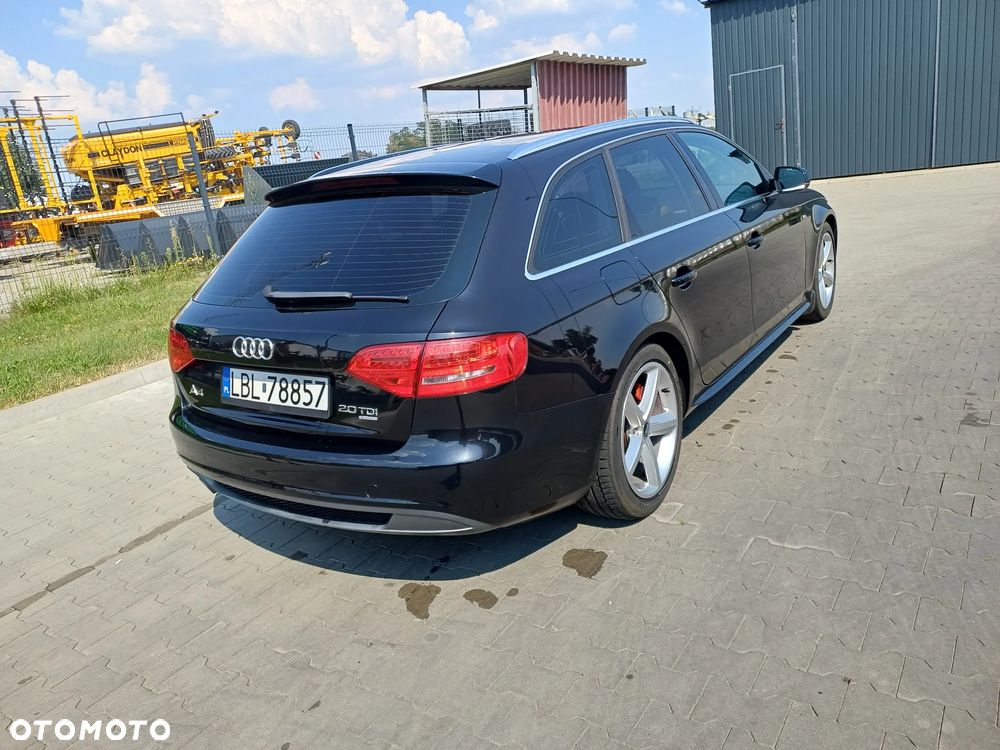 Audi A4 Avant 2.0 TDI Quattro - 4