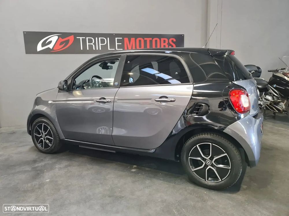 Smart ForFour - 23
