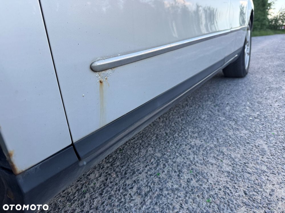 Volkswagen Passat 2.0 TDI DPF Comfortline DSG - 12